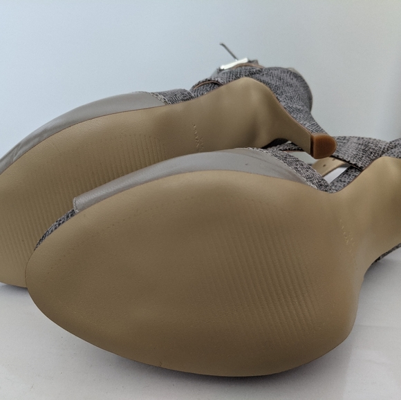 Nine West Peppino Leather Heels - Picture 2 of 6